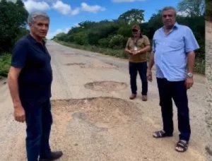 Diretor do DER promete resolver buraqueira em rodovias da região