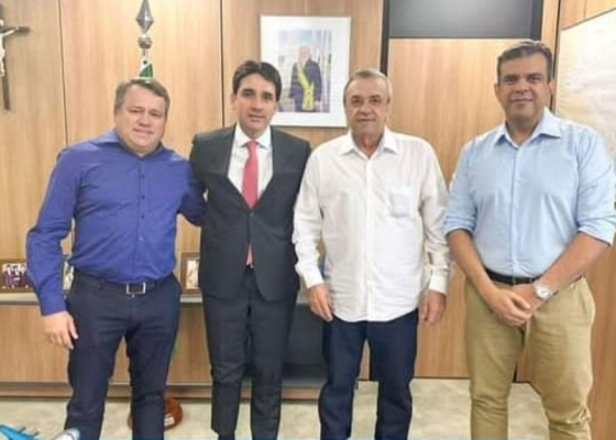 São José do Egito | Evandro, Paulo e Henrique batem à porta de Deputados e Ministros em Brasília